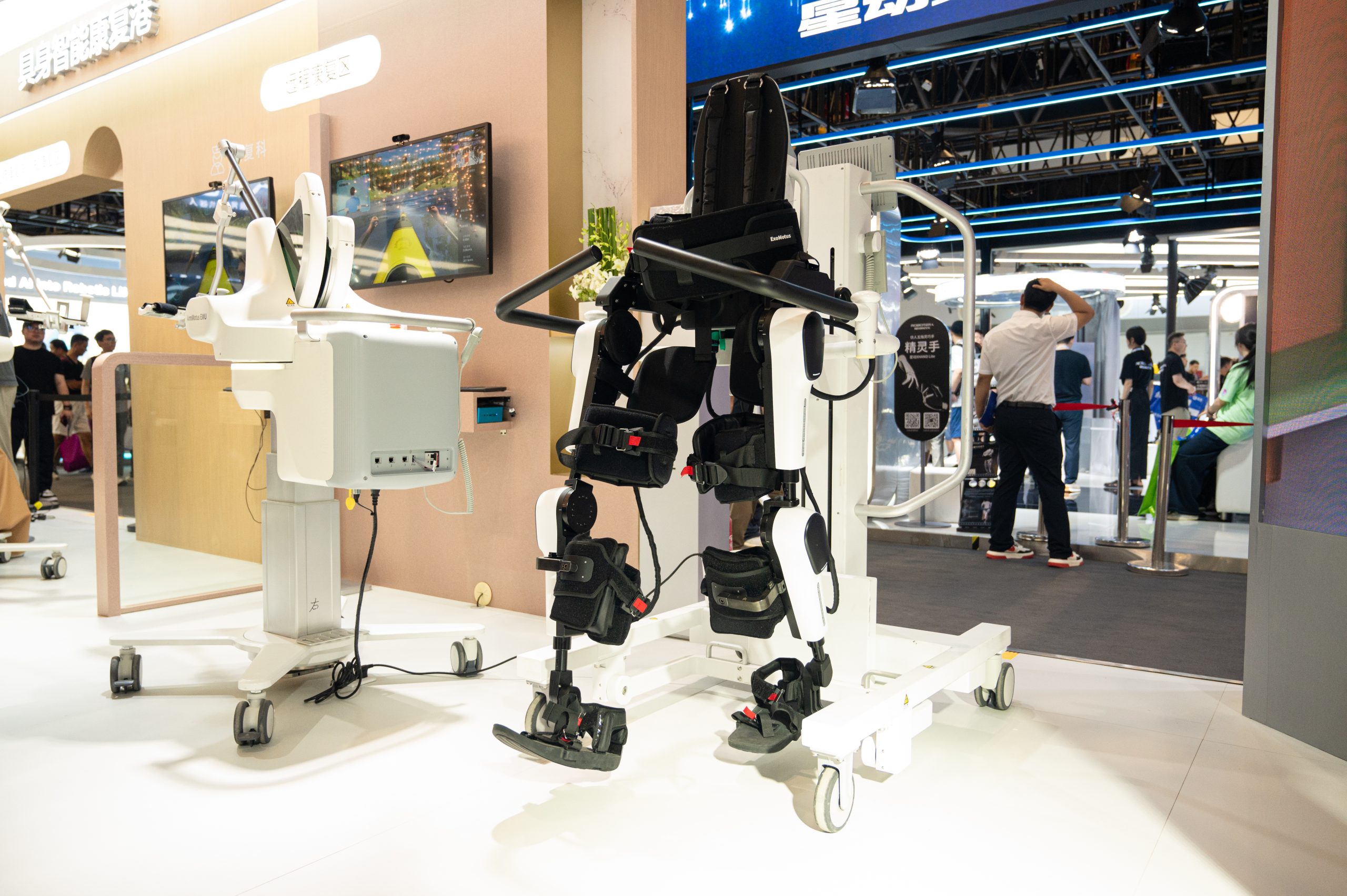 新华医疗：四肢联动康复训练仪与康复机器人分属不同技术层级产品