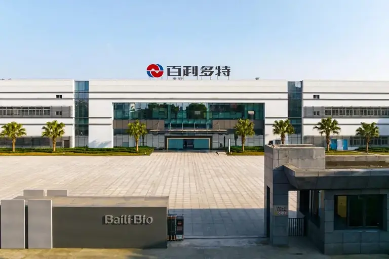 朱义:四川教师辞铁饭碗!靠一款抗癌药身家1173亿,碾压刘永好成新首富!_财富号_东方财富网