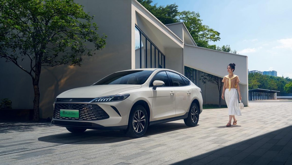 家轿冠军国庆献礼 第二代秦PLUS上新6.98万元起-科记汇