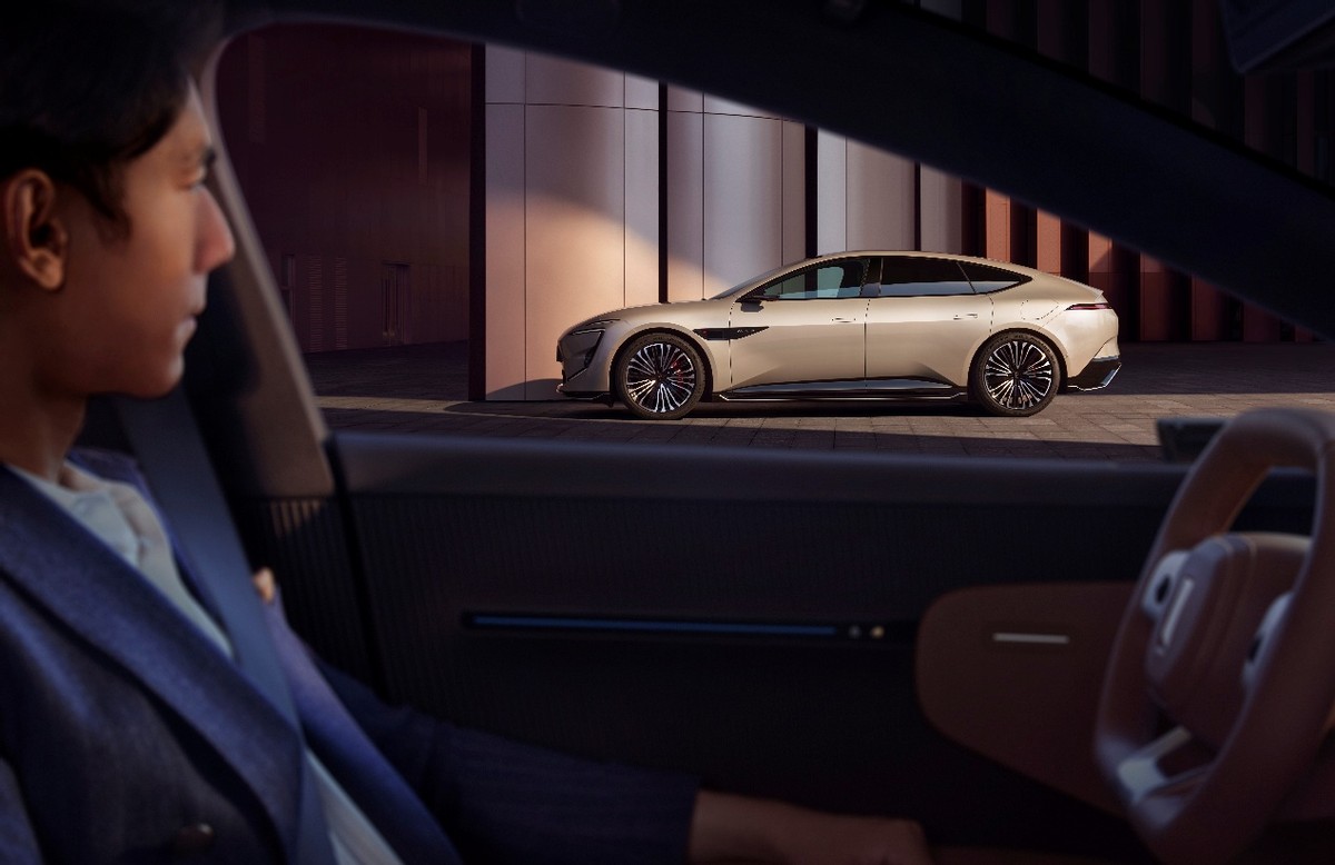 阿维塔12四激光版上市,华为乾崑技术铸就智能豪华新标杆-科记汇