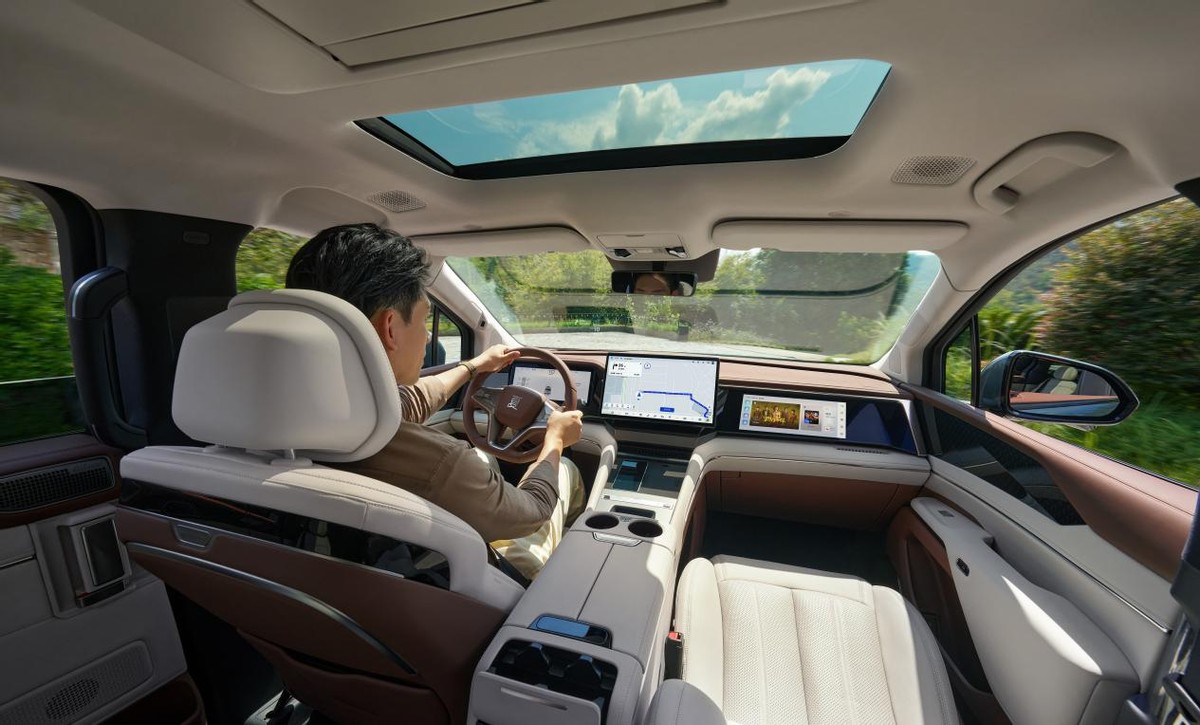 中大型MPV比亚迪2026款夏上市限时19.68万起,打造“家庭头等舱”-科记汇