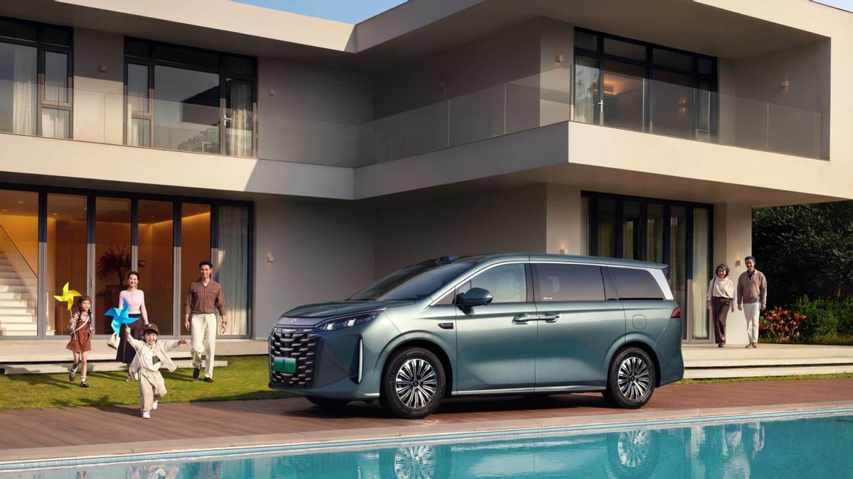 中大型MPV比亚迪2026款夏上市限时19.68万起,打造“家庭头等舱”-科记汇