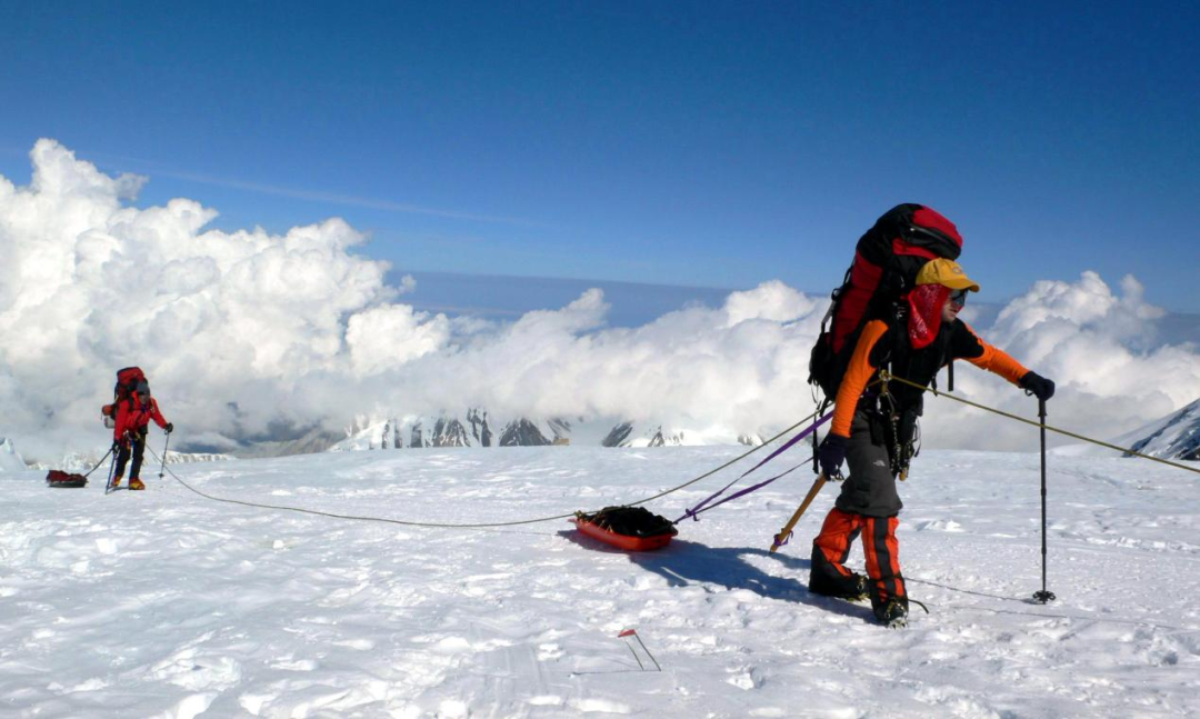 云工商特聘探险家做院长:开国内体产学院之先河