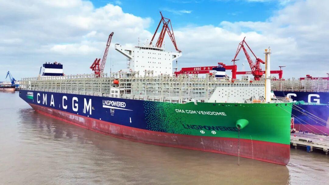 【重磅】全面完成年度生产经营任务 “达飞旺多姆”号提前8个半月交付:中船沪东中华交付第100艘大型集装箱船-科记汇