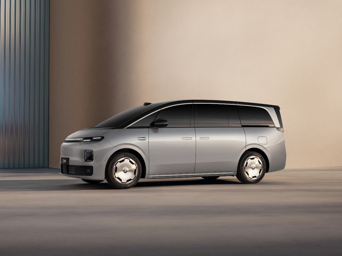 “陆地头等舱”重磅登场 零跑D99携80.3度大电池增程全球首秀-科记汇