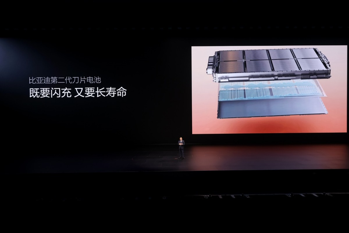 5分钟充好，9分钟充饱，比亚迪闪充补上新能源转型最后一块拼图-科记汇