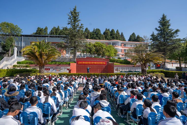 模拟法庭进校园：一场润物无声的法治护水课