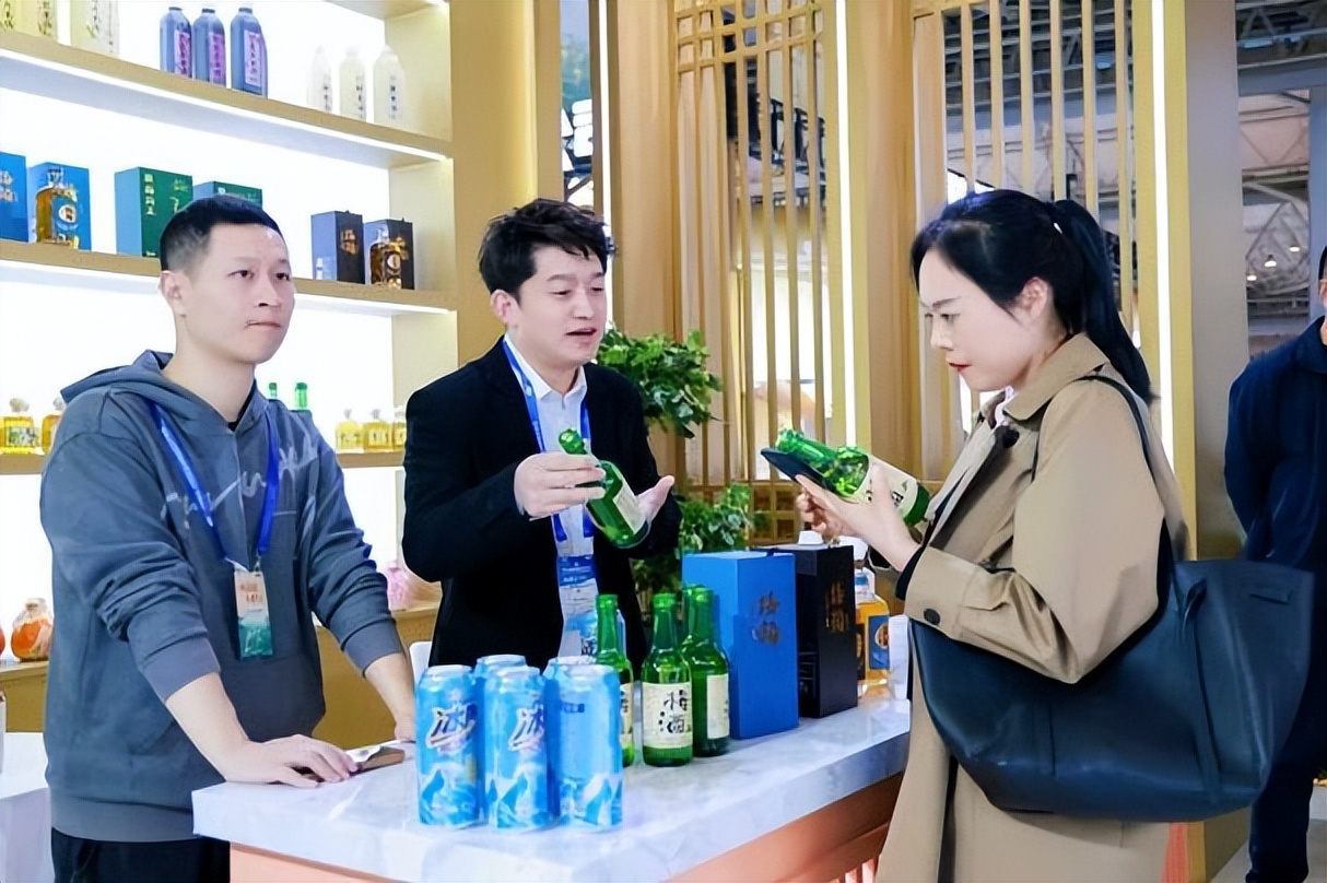 新模式·新市场·新产品！古越龙山西南市场招商启动会在糖酒会上举行-科记汇