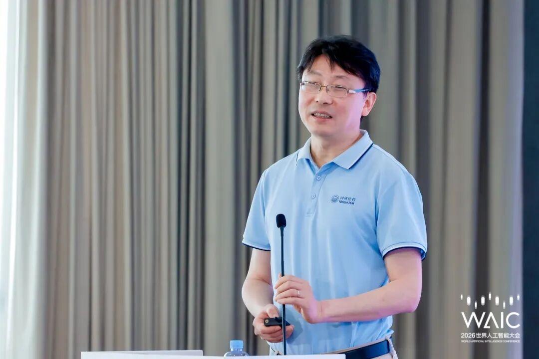 神州数码与哈佛商业评论中国联办WAIC首场AI管理创新论坛,产学研媒共探AI治理中国路径-科记汇