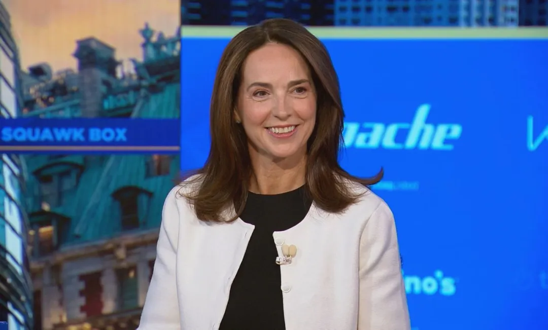 OpenAI首席财务官Sarah Friar在CNBC Squawk Box节目现场