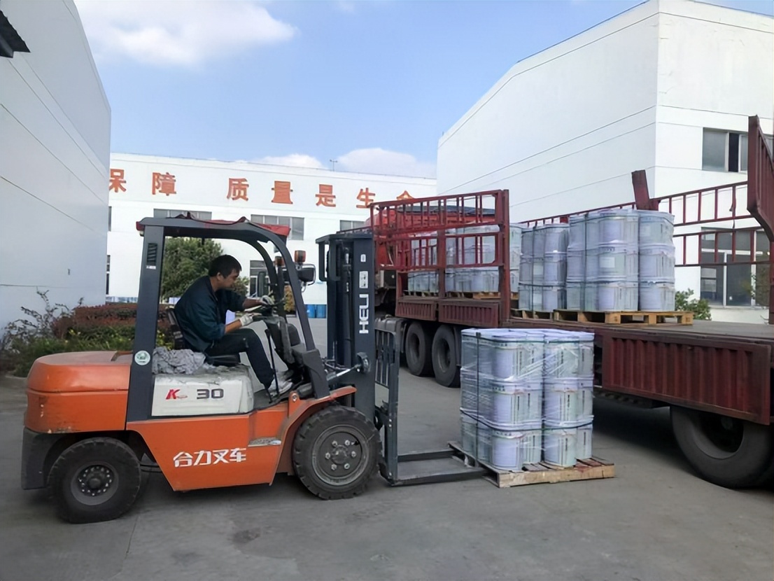 环氧云铁中间漆:双组分云铁片状屏蔽与“非底非面”定位的技术解码(images 3)