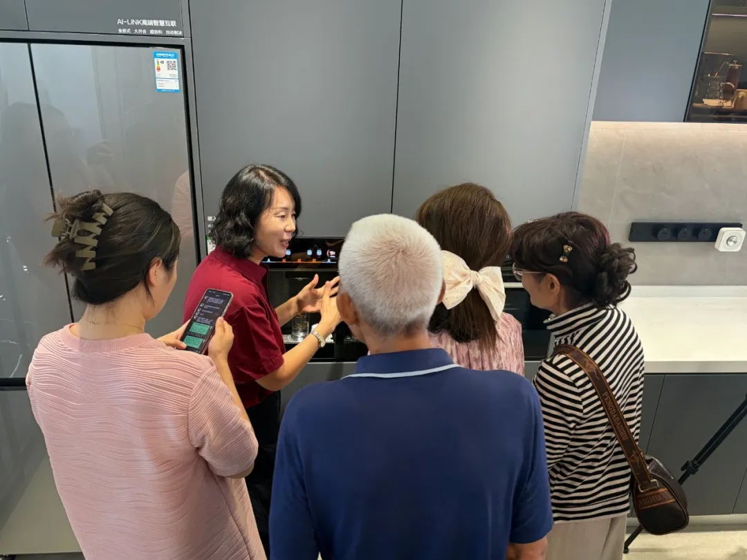 AI普惠最后一米:科技巨头拼大模型时,A.O.史密斯为何锚定社区-家电圈官网