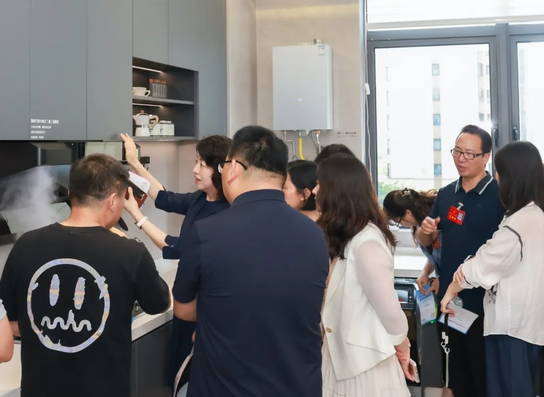 AI普惠最后一米:科技巨头拼大模型时,A.O.史密斯为何锚定社区-家电圈官网