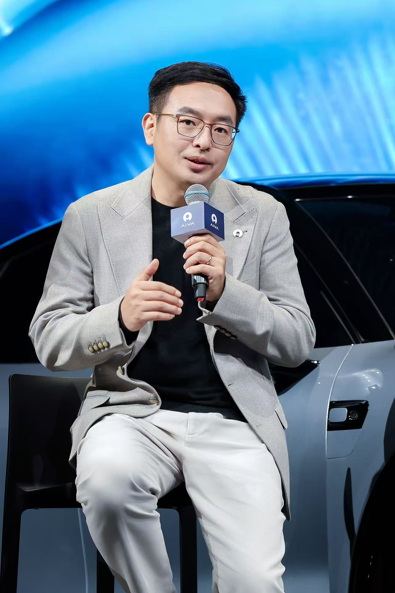 巴黎全球首秀：AIVA ME7诠释AI汽车生命美学设计