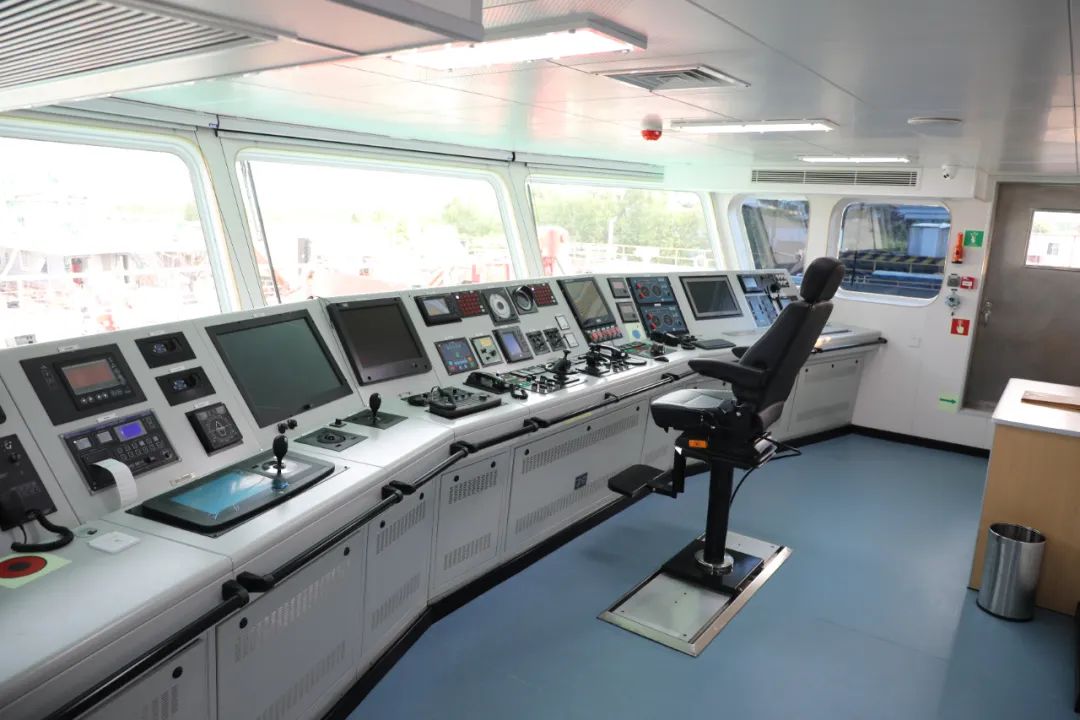 驾驶室控制室会议室主消防炮近年来,针对现代消防装备配置先进,信息化