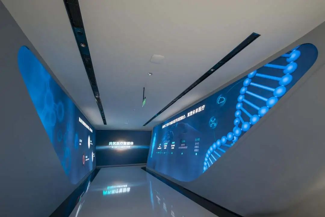 艾比森华为沉浸式数字展厅构筑智慧互联的未来空间