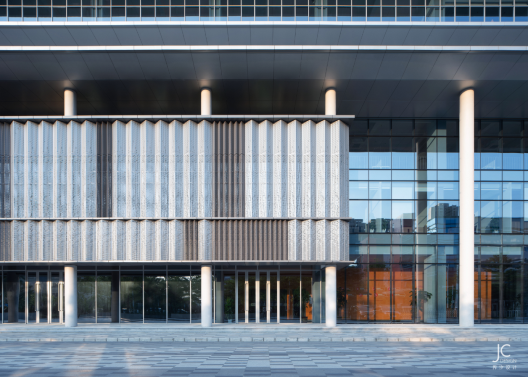 艾比森东江智造中心研发大楼会呼吸的建筑
