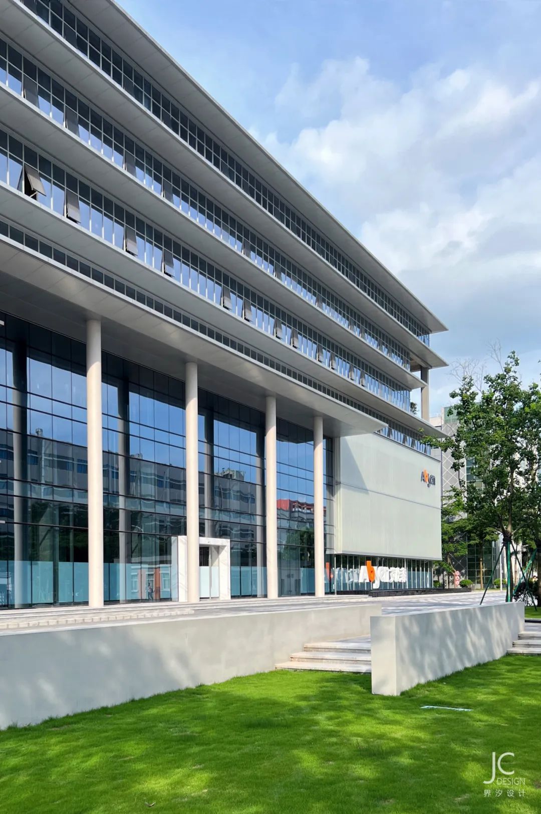 艾比森东江智造中心研发大楼会呼吸的建筑