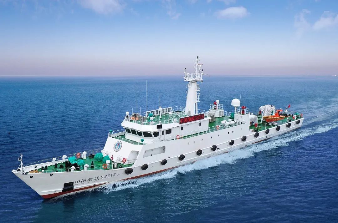 中国船级社副总裁范强一行莅临江龙船艇调研座谈