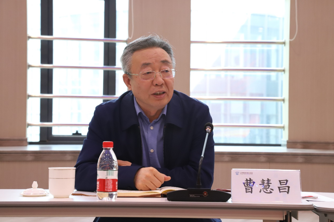 山西省政协经济委委员之家第六小组赴山西数据流量谷开展调研