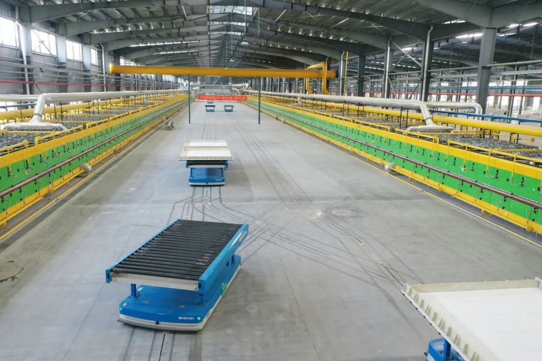 日产350m06,科达陶机与金绿能签约启动第六代发泡陶瓷智能生产线