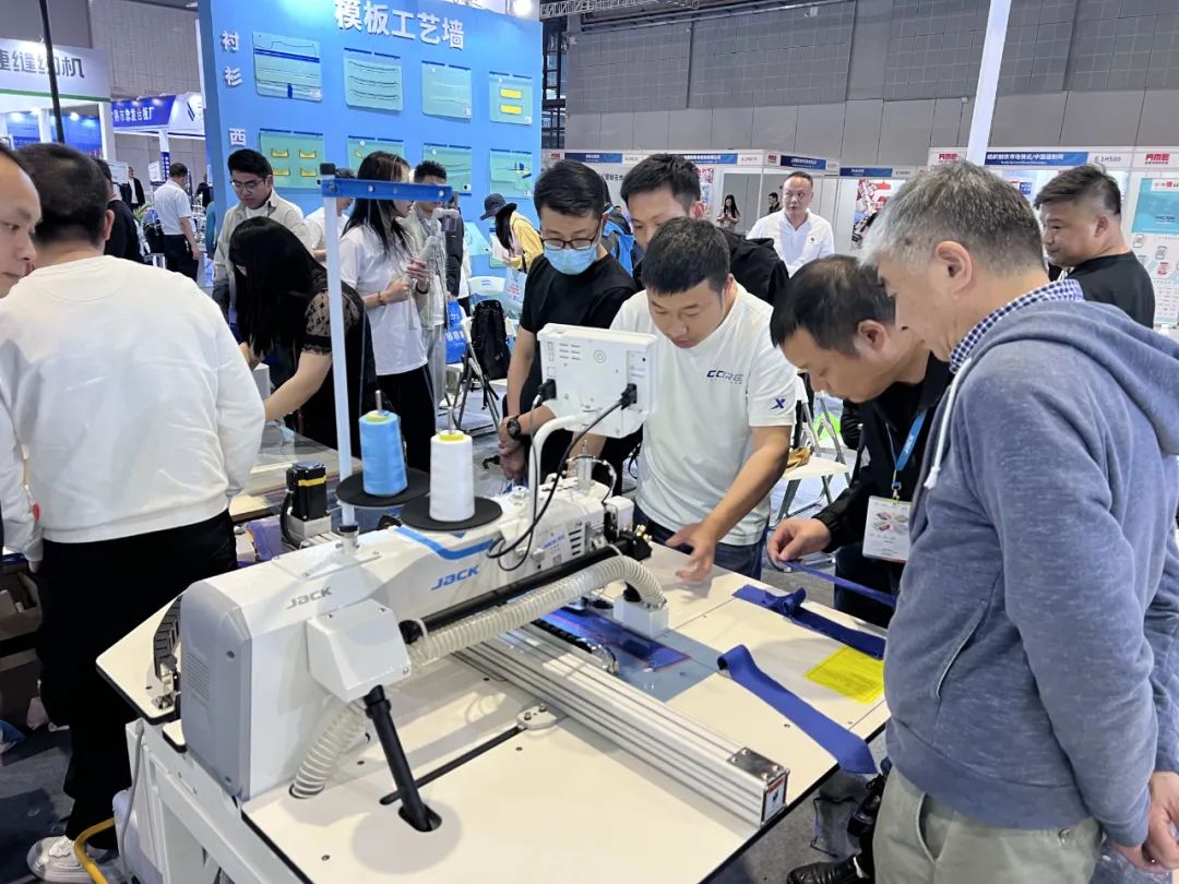 杰克亮相ame智能服装智造展,模板工艺技能大赛火爆全场!