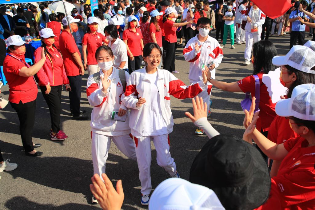 铜仁民族中学夏季校服图片