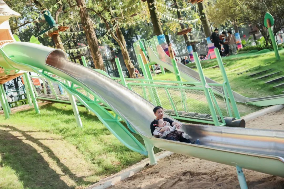 向上的每一步,都有你在为我守护深圳龙岗儿童公园父亲和孩子江门世茂