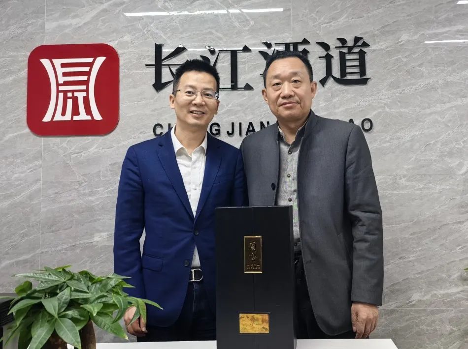 黄酒创新如何破局？会稽山总经理杨刚对话铁犁会长_财富号_东方财富网