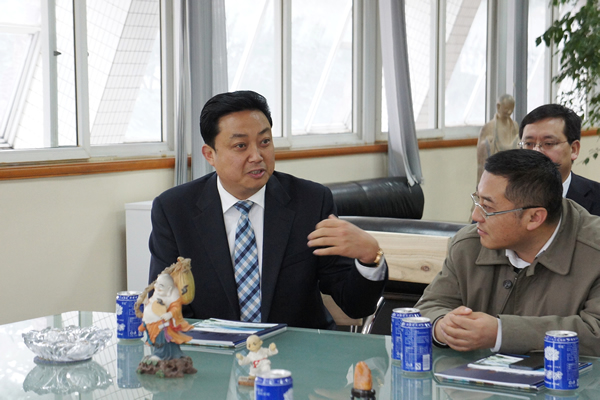 云南鸿翔一心堂药业(集团)股份有限公司董事长阮鸿献到访太极集团