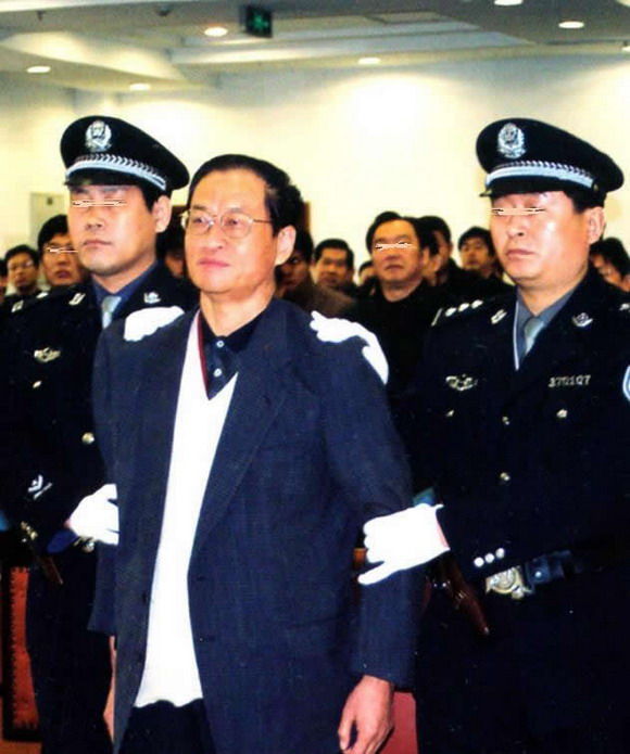 敢不敢动老虎就看敢不敢判归梅雁持广发证券的股权了