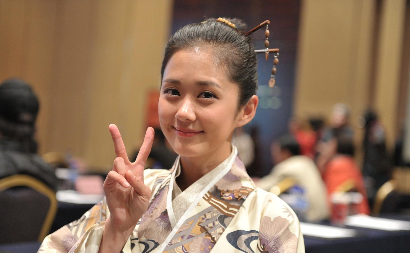 祝义才得亩钦市日本人.