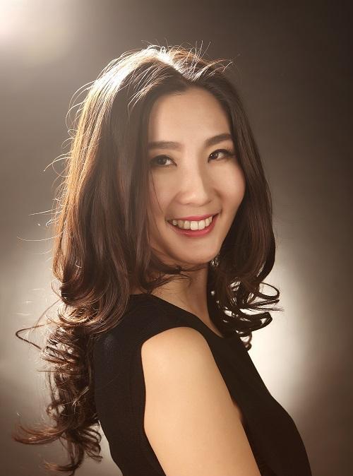 罗元裳,有范儿80后美女ceo