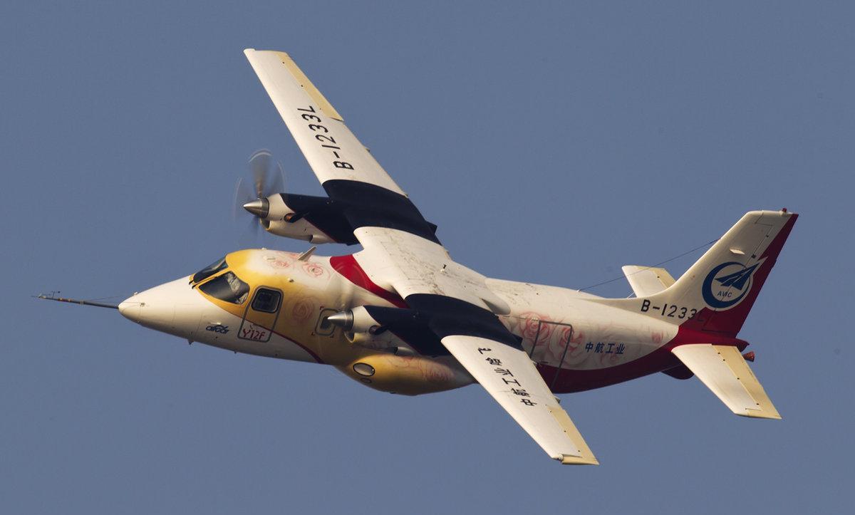 中国造运12f飞机正式获准批量生产