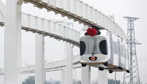 新能源空铁列车上天了 空中铁路横空出世