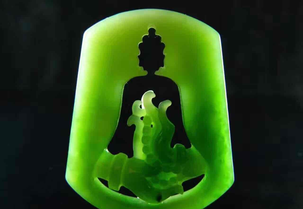 悄悄的我走了,正如我悄悄的来; 我挥一挥衣袖,不带走一片云彩.