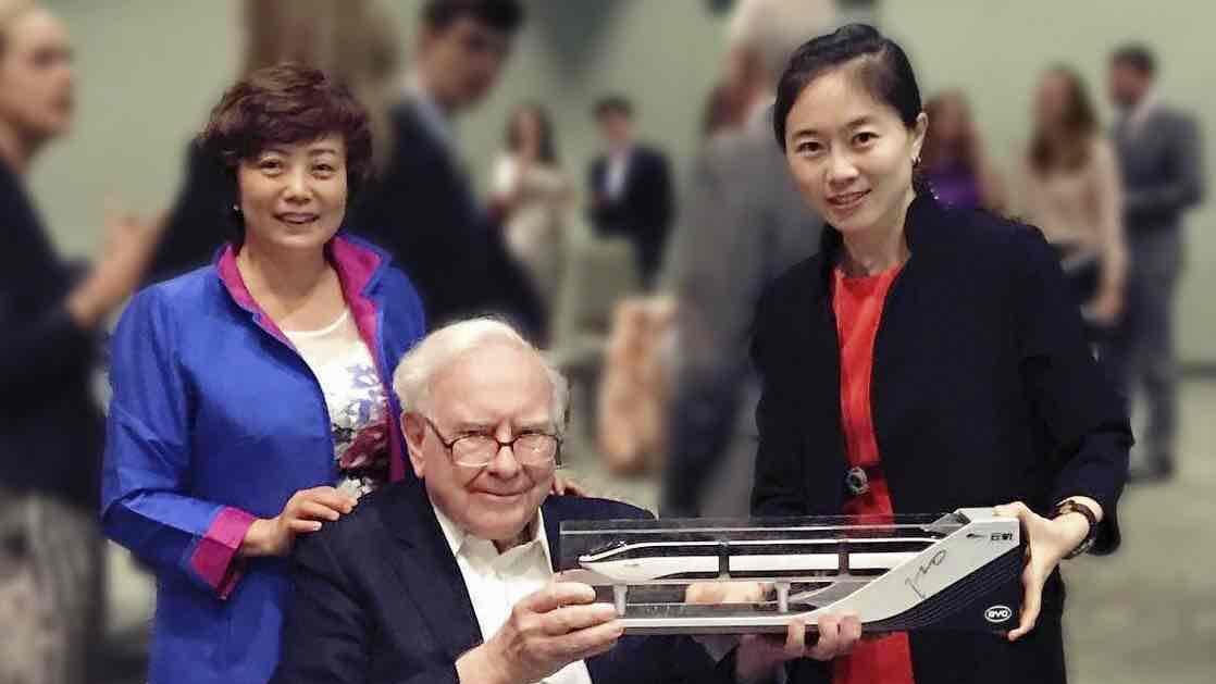 比亚迪云轨,这位年轻漂亮的女士可不简单,比亚迪品牌战略与公关部负责