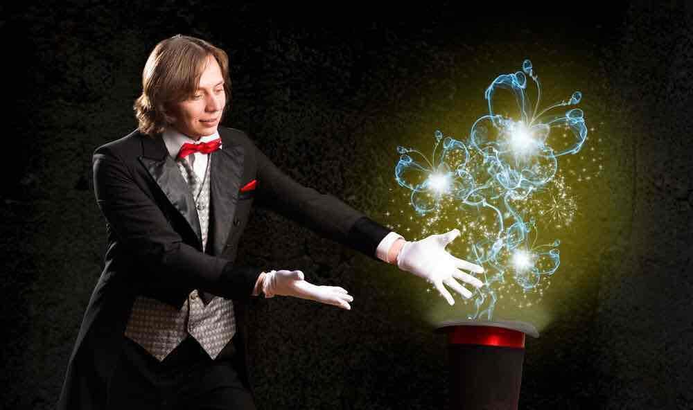 神奇的尾盘半小时,每天都那么神奇,大盘就像变魔术一样想怎么玩怎么玩