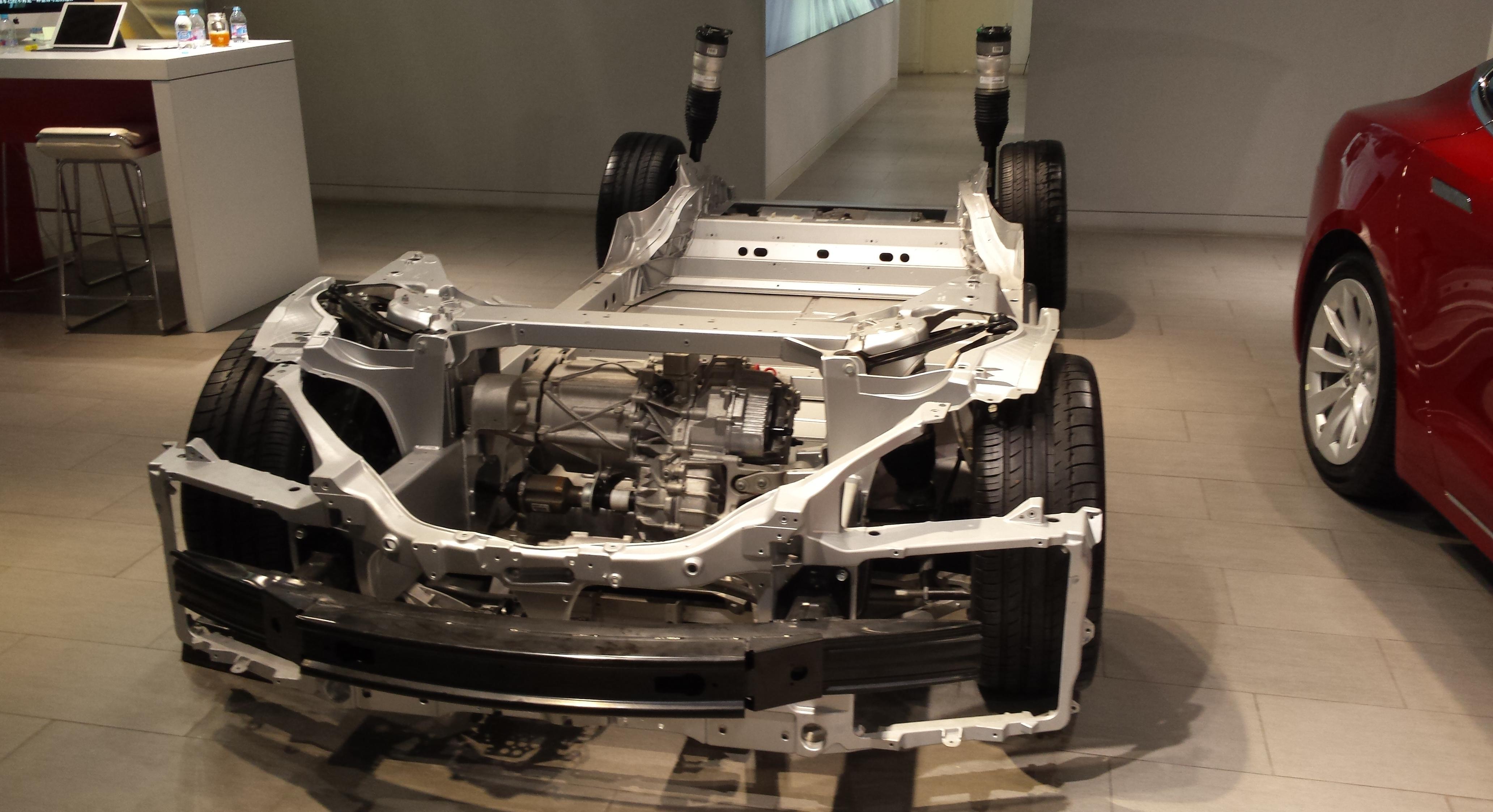 特斯拉tesla国内旗舰展厅,为model3上市预热.