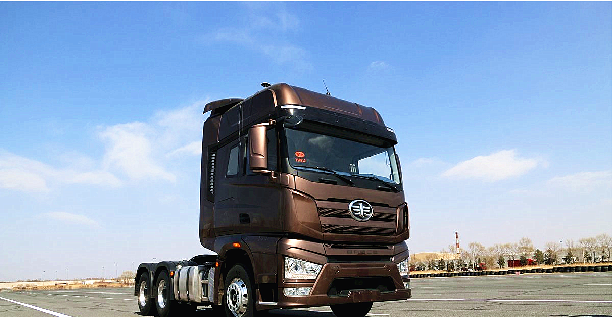 一汽放了个大招 解放牌智能卡车成功完成高速公路测试