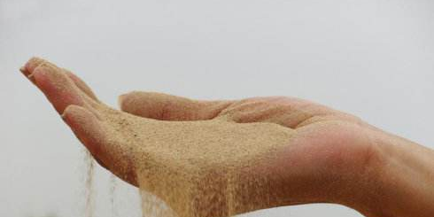 龙霸金市:金价逢低做多,谨防原油惯性暴涨暴跌