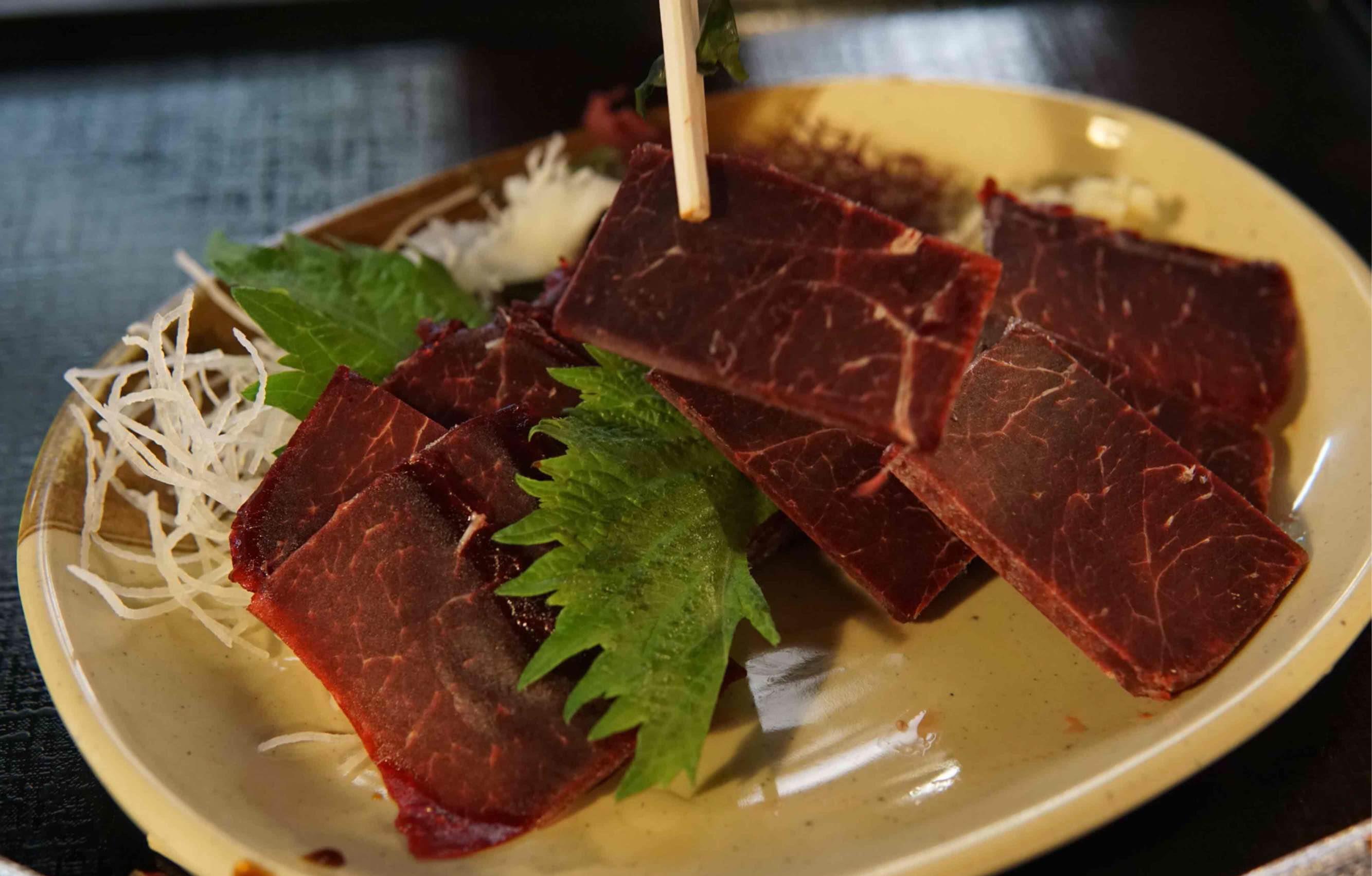 10附近中线建仓! 中午吃的鲸鱼肉.[鼓掌]