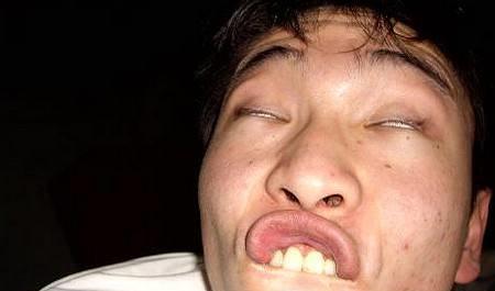 清高的佳佳-小嘉光定吃其亩馒头后产生化学反应