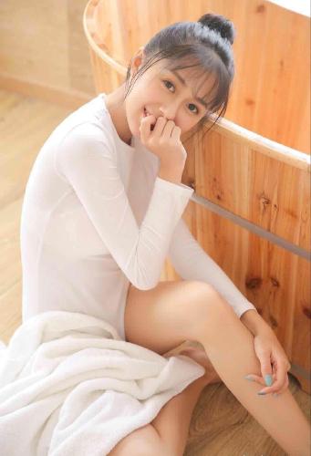 曼修海特_海特高新 历年收入