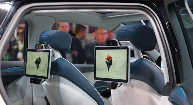 采用京东方50寸车载大屏的拜腾汽车即将亮相