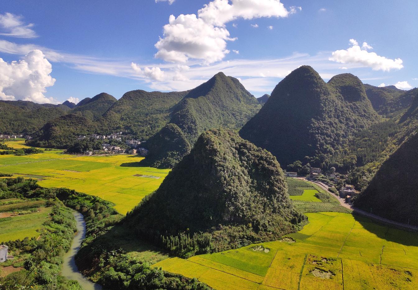 贵州兴义市万峰林,贵州兴义万峰林,贵州兴义市万峰林景区_文秘苑图库