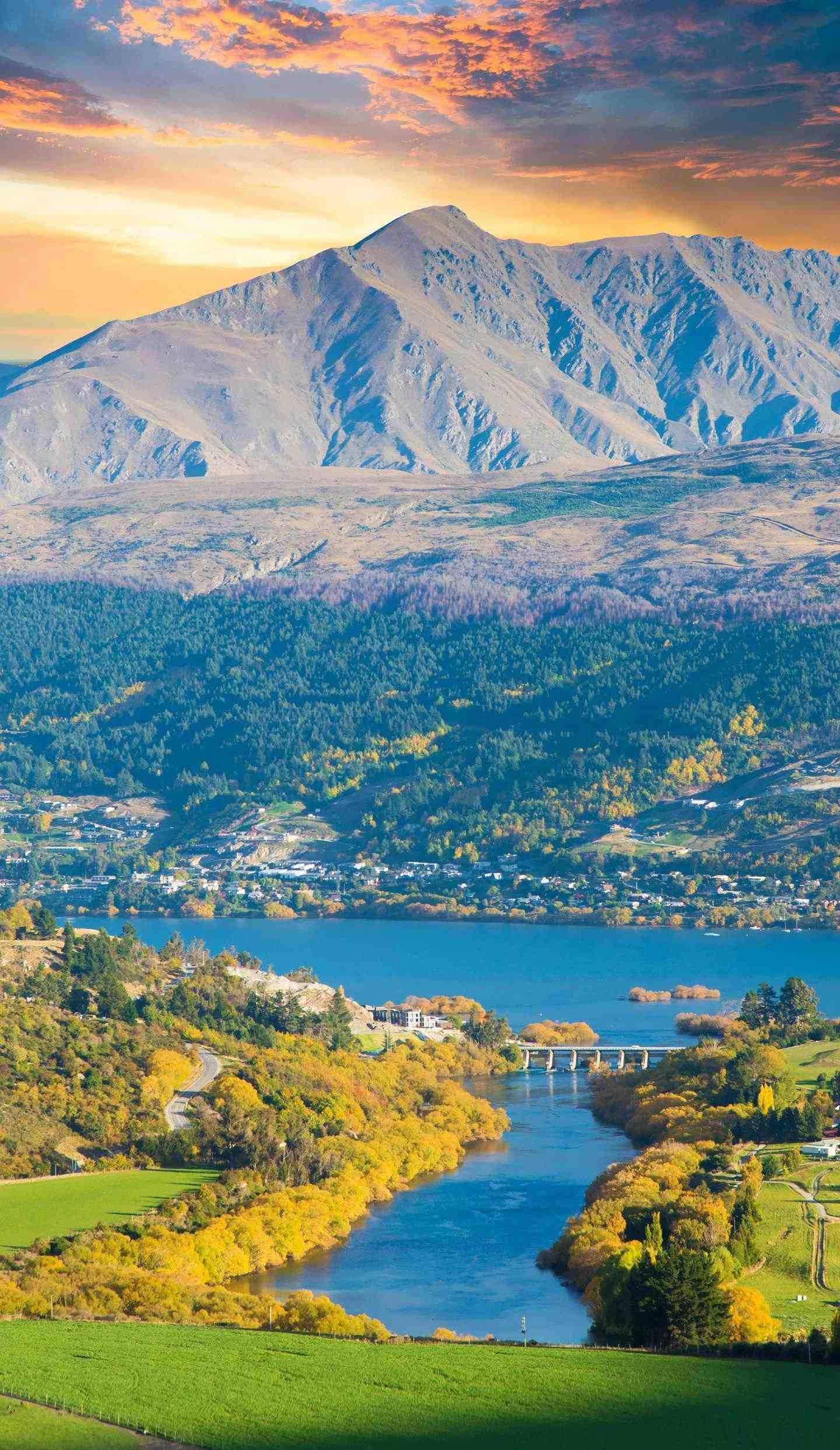 中通客车穷的卖子公司了,大势已去小心为上,只卖不买是中长线策略