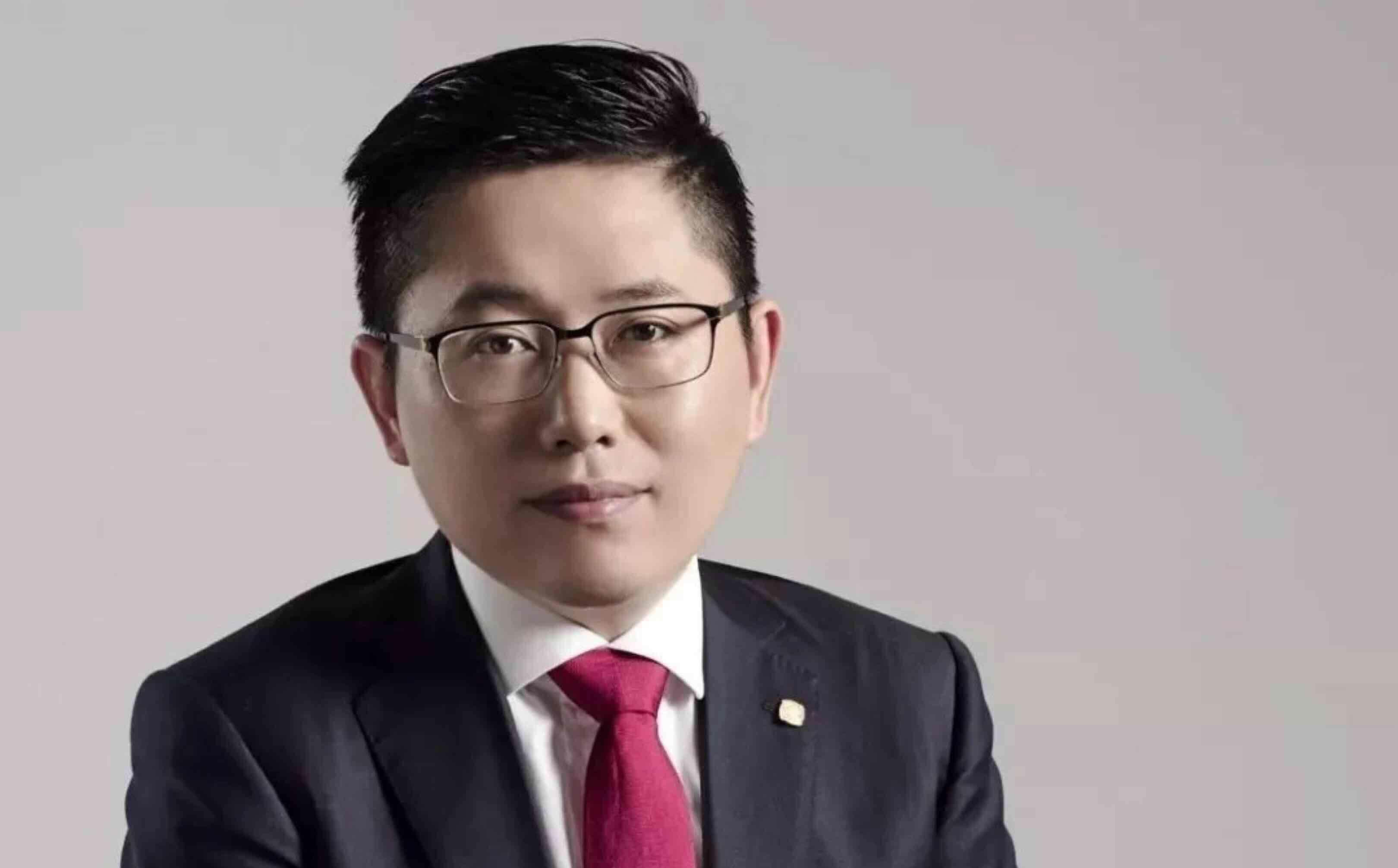 少帅朱钰峰领衔 协鑫集团更换法人 欢迎关注 新能源投融资圈 昨天