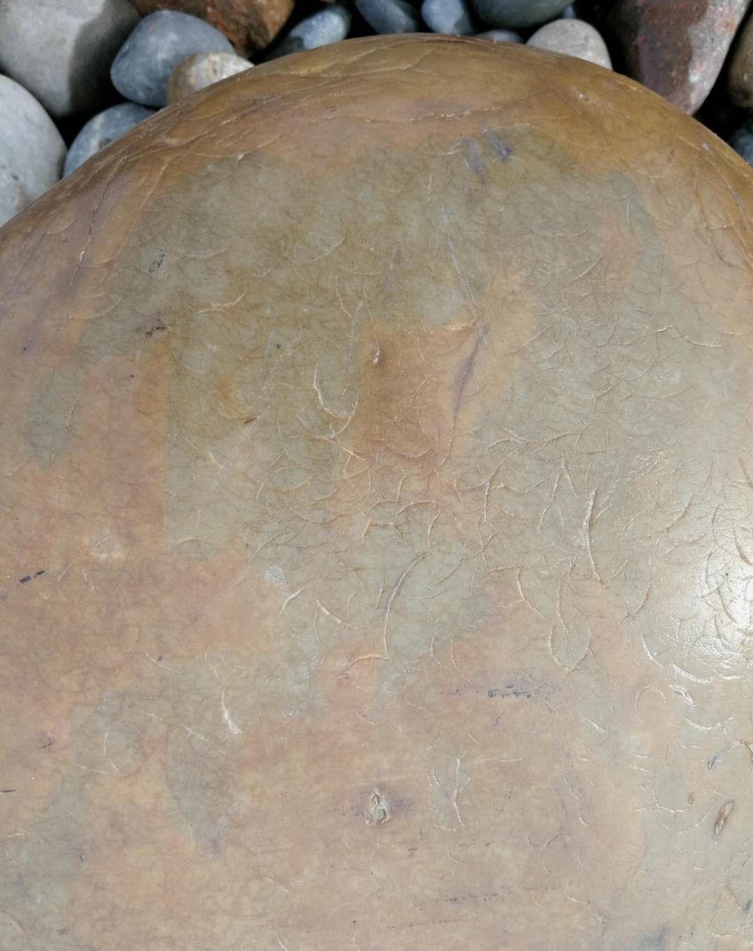 长江绿玉原石