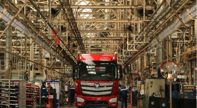 节后上班第一天欧曼重卡各制造车间已经马力全开!